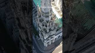 la cathédrale de Chartres en vue aérienne par drone [upl. by Annaor]