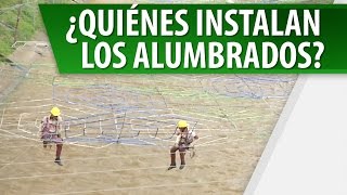 Cómo se Instalan los Alumbrados Navideños en Medellín [upl. by Saoj]