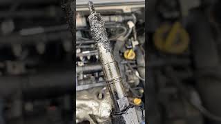 Fiat Doblo 2010 16 diesel injector seal replacing due to smoke coming from injector fuelinjectors [upl. by Aerdnaeel581]