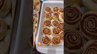 Cinnamon rolls cinnamonroll yummy cinnamonrolls cinnamon shorts status cinnamonbread [upl. by Nessa]