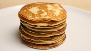 PANCAKES YAOURT ET BANANE FACILE CUISINERAPIDE [upl. by Iong]