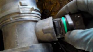 How to fix the MAF Mass Air Flow Sensor on a Volkswagon Jetta [upl. by Kacey490]