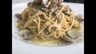 Spaghetti alle Vongole Risottati [upl. by Venterea]