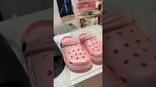 Sandália Crocs [upl. by Marilee]