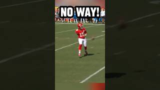 🚨Patrick Mahomes goes BEHIND THE BACK vs the Lions😳🔥 chiefs patrickmahomes nfl [upl. by Jaeger]