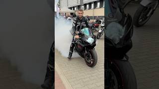 SUZUKI GSXR 750 burnout  Zakończenie Sezonu Motocyklowego 2024 Gostynin burnout stunt motorbike [upl. by Coffeng818]