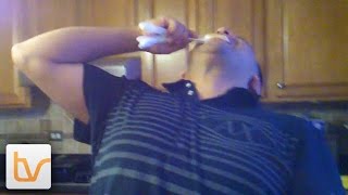 Jr Terrazas Cinnamon Challenge  Montez De Durango [upl. by Hakym]