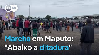 Protestos em Maputo “Abaixo a ditadura” exigem manifestantes [upl. by Soo]