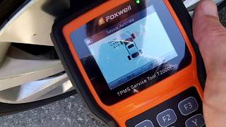 Review FOXWELL T2000 Pro TPMS scanner activator 249 [upl. by Samanthia]