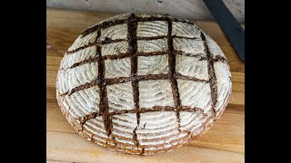 Roggensauerteigbrot selber herstellen von A bis Z Wie macht man einen Sauerteig und daraus ein Brot [upl. by Ocicnarf]