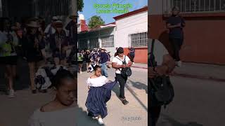 Escuela Primaria Leona Vicario en el desfile del 20 de Noviembre Huitzuco 🎉🥁🥁🥁 [upl. by Ninon]