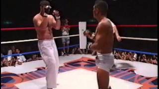 19940729 04  Rickson Gracie vs David Levicki VTJ 1994  Vale Tudo Japan 1994 [upl. by Brear555]