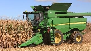 John Deere S680 Combine Near Burlington Illinois on 1062013 [upl. by Anihpesoj]