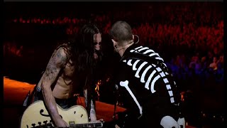 Red Hot Chili Peppers  Californication LIVE Slane Castle 2003 [upl. by Ahsikrats]