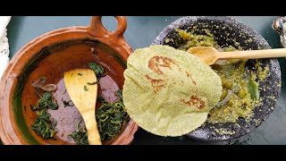 Tortillas de QuelitesQuintoniles acompañadas de Quelites sudados con salsa verde [upl. by Adnimra894]