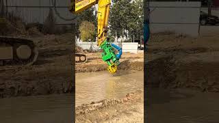 excavator everyone this is an excavator silt pump hydraulic JCB video m016 [upl. by Sheaff]