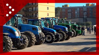 Protesta dei trattori agricoltori in piazza a Frosinone [upl. by Jc]