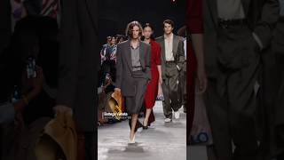 Bottega Veneta spring summer 2025 en Milan Fashion Week fashionevent [upl. by Eniotna]