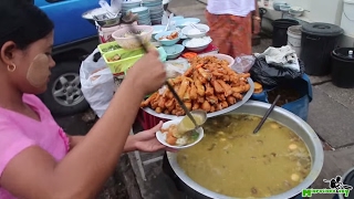 Myanmar Street Food  DELICIOUS Mohinga မုန့်ဟင်းခါး in Yangon [upl. by Neenaej]