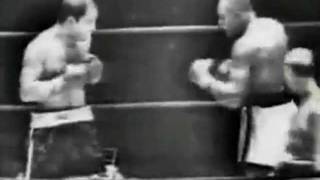 Rocky Marciano vs Jersey Joe Walcott I [upl. by Adnav932]