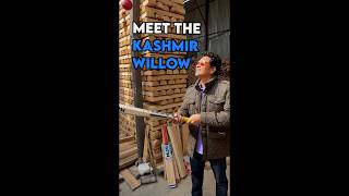 Sachin Tendulkar at Kashmir Willow Factoryसचिन तेंदुलकर कश्मीर विलो बैट फैक्ट्री में सचिनतेंडुलकर [upl. by Uchida237]