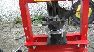 How to replace a wheel bearing with a cheap 6 ton press [upl. by Lasiaf183]