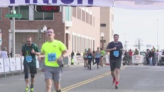 Hundreds of runners hit the streets for Newport News marathon [upl. by Nottirb]