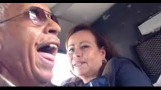 ANCIANO VS SEÑORA EN COMBI  LA PELEA DEL 2015 [upl. by Nnanaej]