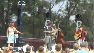 Taxman  Nickel Creek  Chris Thile  Floydfest 81703 [upl. by Akemahs]