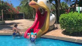 MEL NA PISCINA COM AS AMIGAS [upl. by Zaob]