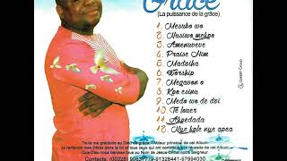 Togo Gospel Music Pasteur Davidson  Mesubo wo I worship you [upl. by Baptiste917]