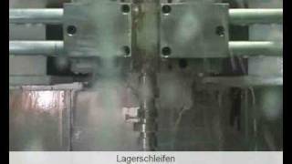 Vertikale Schleifmaschine EMAG VTC 315 DS Lagerschleifen  EMAG Videos [upl. by Odlanier]