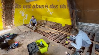 Le plancher dois être retiré 😅 découverte incroyable dans un « grenier » cacher 😏 renovation [upl. by Hyacinthia48]