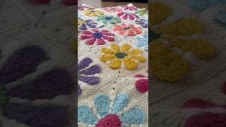 Crochet daisy vinted granny square crochet granny grannysquare crochetgranny grannycardigan [upl. by Antonius959]