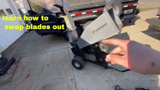 Changing blades and belts on a Jansen wood chipper [upl. by Aihsot]