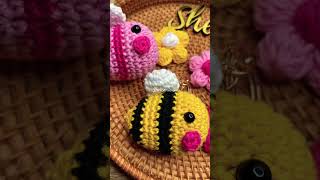 Llaveros ABEJITA Crochet 🐝🧶❤️ crochet hechoamano abejas [upl. by Ahcsim151]