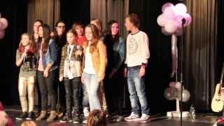 Voice Kids verassen Marco Borsato op Fandag 13 okt 2013 [upl. by Dwan788]