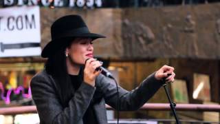 Jessie J  Price Tag Acoustic in Camden for Transmitter Live [upl. by Bogosian377]