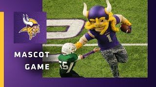 Mascots vs Kids Halftime Game  2022 Minnesota Vikings [upl. by Durnan]