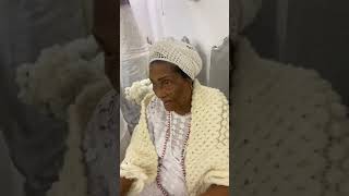 Mãe Detinha de Xangô cantando pra Oxalá no Ilé Sàngó ati Ọmọlu Shorts [upl. by Alfred]