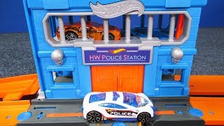 Hot Wheels Downtown Police Station Breakout NEW 2018 Hot Wheels Play Set hotwheelscity [upl. by Eniad804]