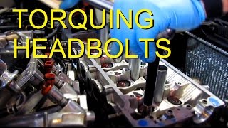 Torquing down 7AFE Cylinder Head Time Lapse [upl. by Mitinger]