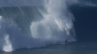 Impressionante Marcelo Luna  Ondas Gigantes Nazaré  Chasing One Wave  Nazaré  Surf [upl. by Niessuh]