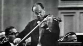 David Oistrakh plays Tchaikovsky Violin Concerto 2nd Mov [upl. by Hammad228]