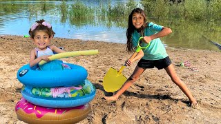 Deema and Sally Play Fun summer Adventure in the sand [upl. by Jain]