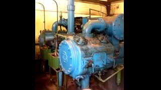 COMPRESSOR ANTIGO quotGARDNER DENVERquot [upl. by Wilfrid]