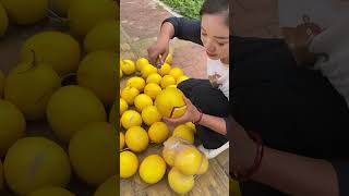 A girl catch a sweet melon and melon cutting is very unique and delicious melon eat melon fruits [upl. by Mauralia]