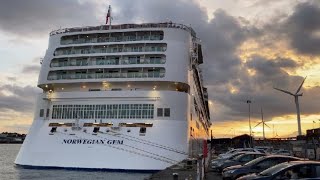 NORWEGIAN GEM cruise ship departs TILBURY [upl. by Stockmon364]