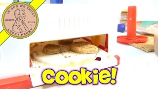 McDonalds Happy Meal Magic 1993 Cookie Maker Set  Making Cookies [upl. by Trbor392]