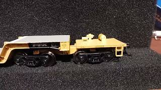 HO WALTHERS MAINLINE 81 FT 8 AXLE DEPRESSEDCENTER FLATCARS TTX REVIEW [upl. by Hahnert]